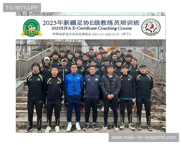 教练战略布局得当，队员信服执行，教练员队伍